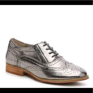 Wanted Metallic Grey Oxford